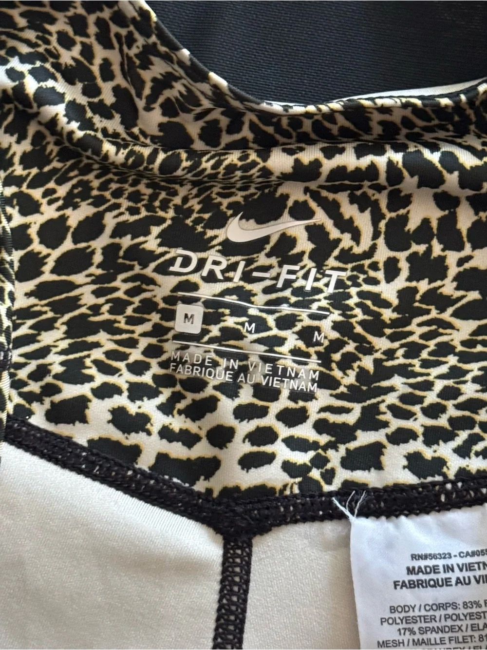 Woman’s Nike One Dri-FIT Leopard Print 7/8 Leggings M